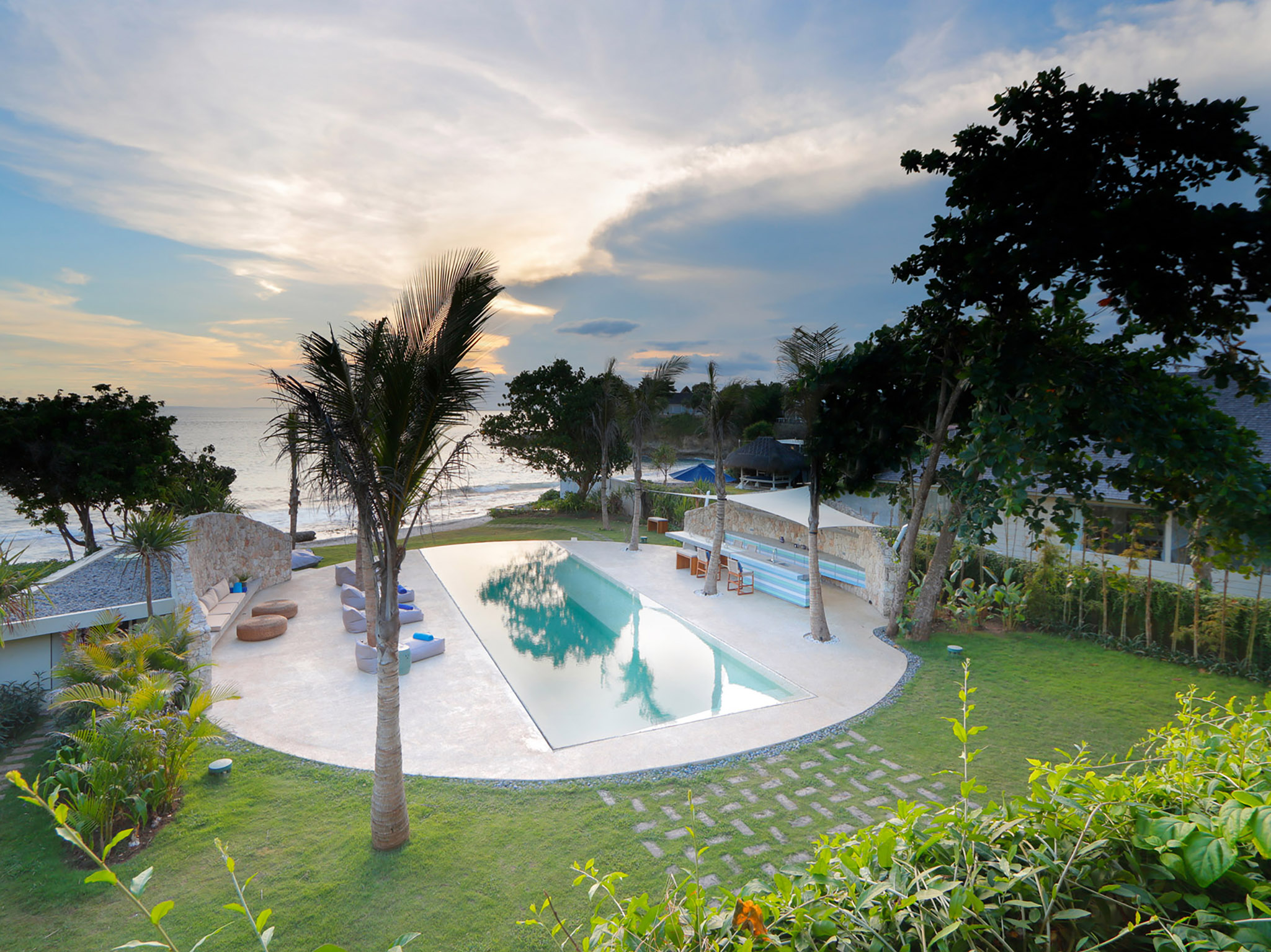 Villa Seascape - Stunning swimming pool setting